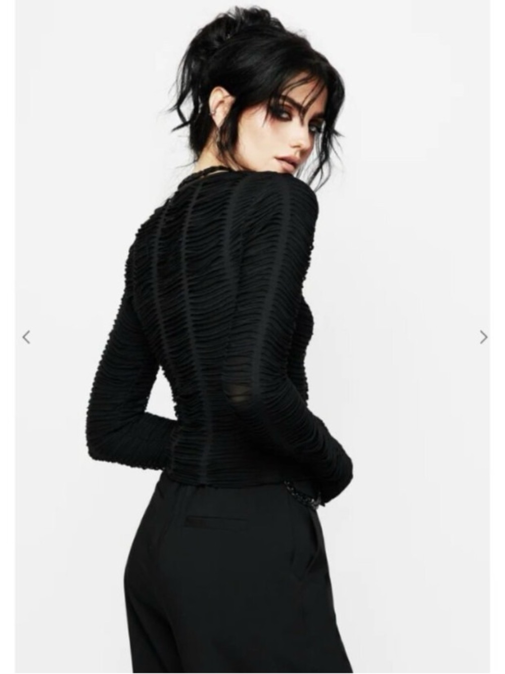 Disturbia Feud Distressed Top - Picture 8 of 13